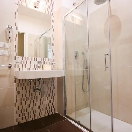 Otel Bergamo 3*