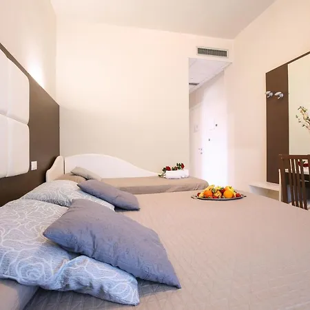 Otel Bergamo 3*