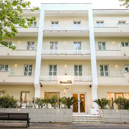 Bergamo Otel 3*
