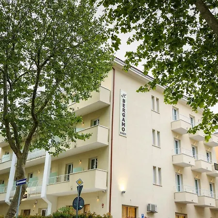 Bergamo Otel 3*